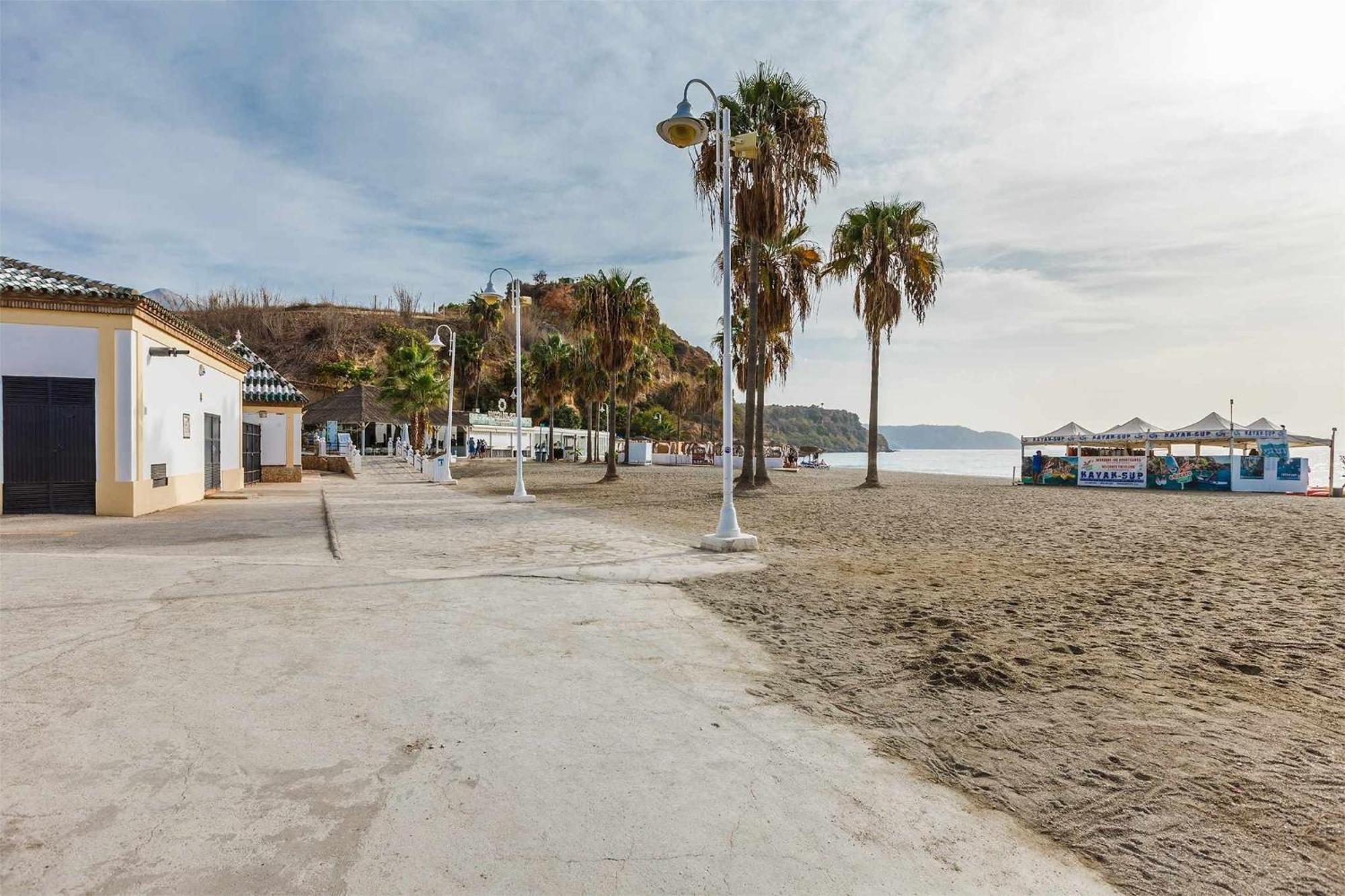 A&N Burriana Beach Nerja Exteriör bild